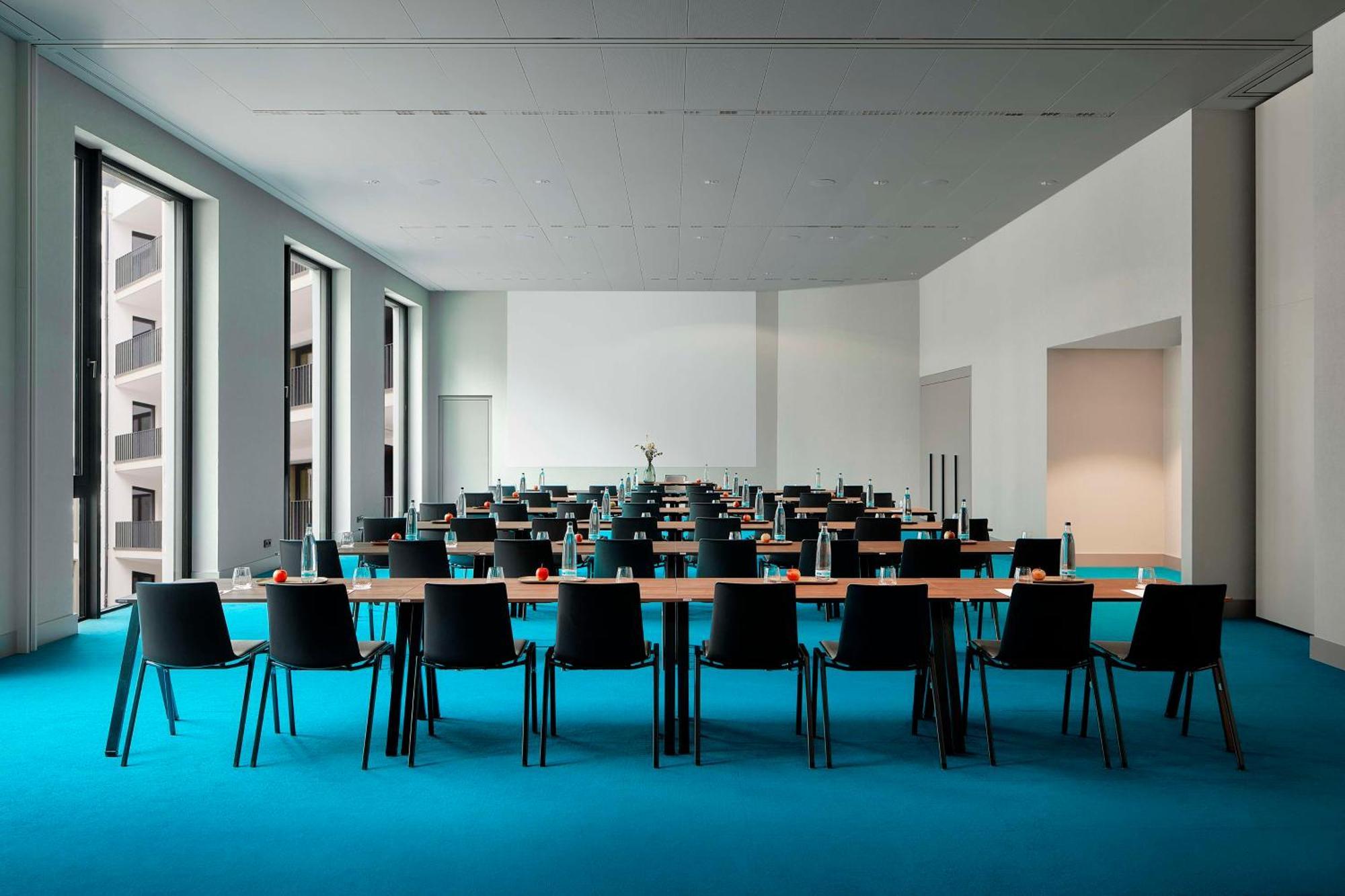 Отель Nh Collection Frankfurt Spin Tower Франкфурт-на-Майне Экстерьер фото