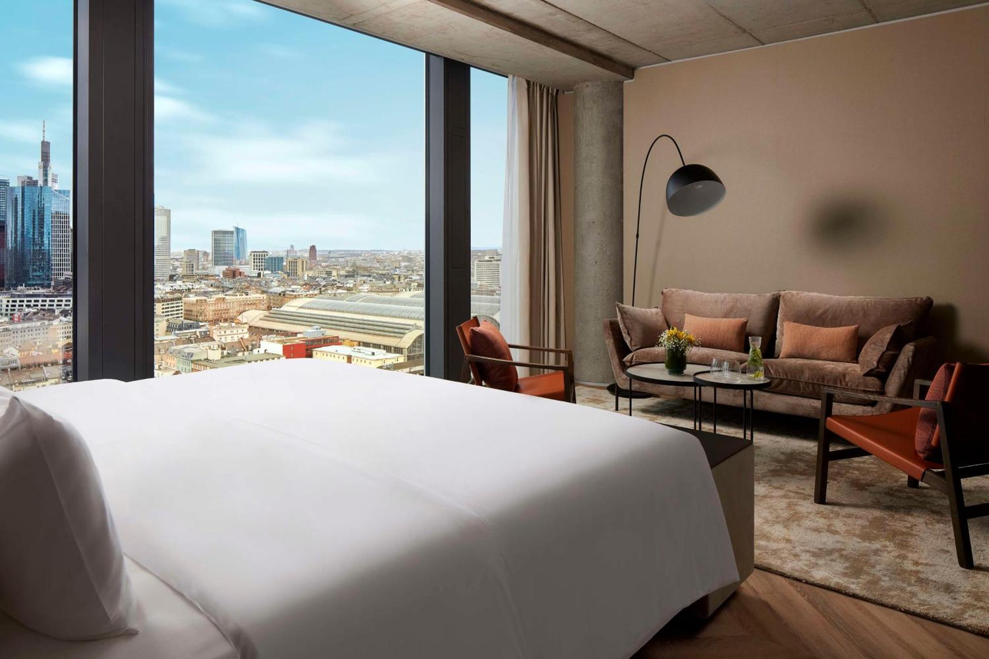 Отель Nh Collection Frankfurt Spin Tower Франкфурт-на-Майне Экстерьер фото