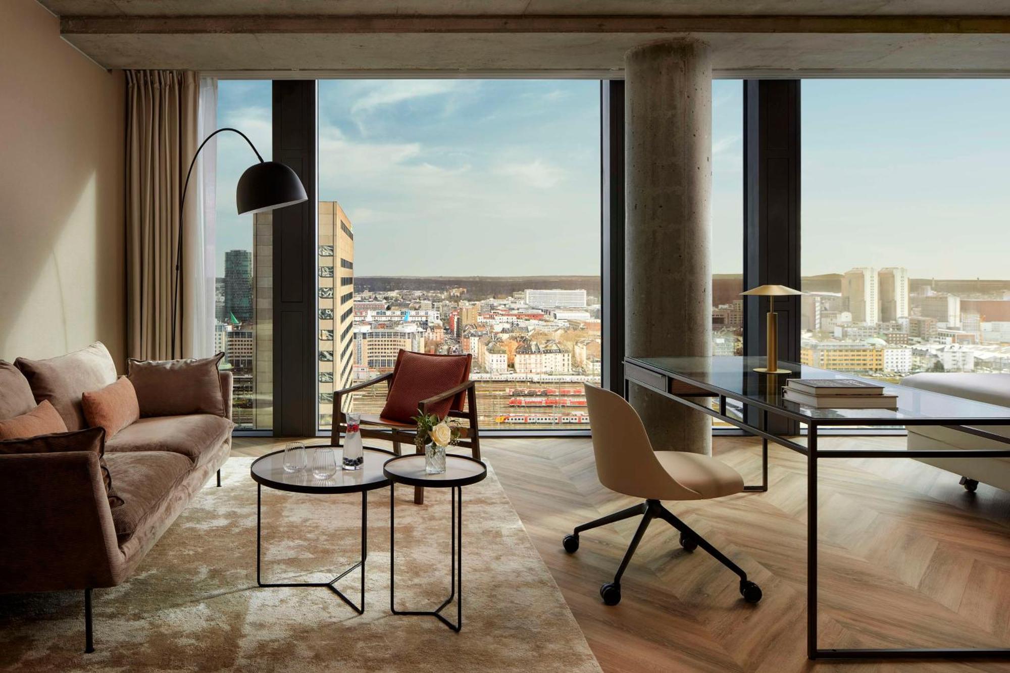 Отель Nh Collection Frankfurt Spin Tower Франкфурт-на-Майне Экстерьер фото
