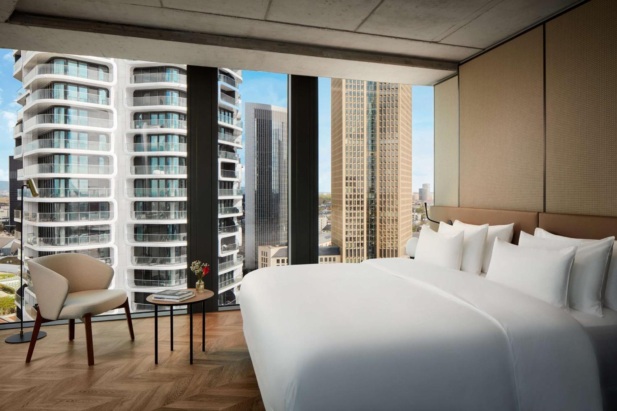 Отель Nh Collection Frankfurt Spin Tower Франкфурт-на-Майне Экстерьер фото