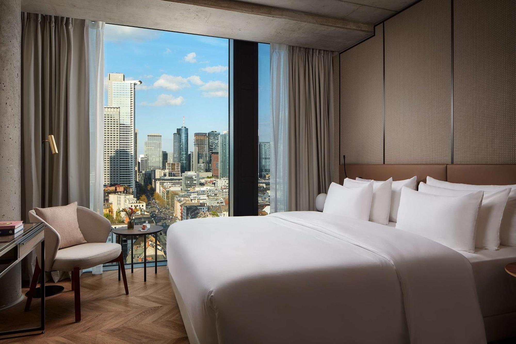 Отель Nh Collection Frankfurt Spin Tower Франкфурт-на-Майне Экстерьер фото